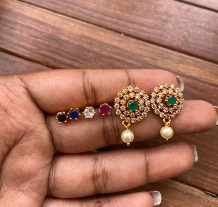 Two layered pearl changeable earrings