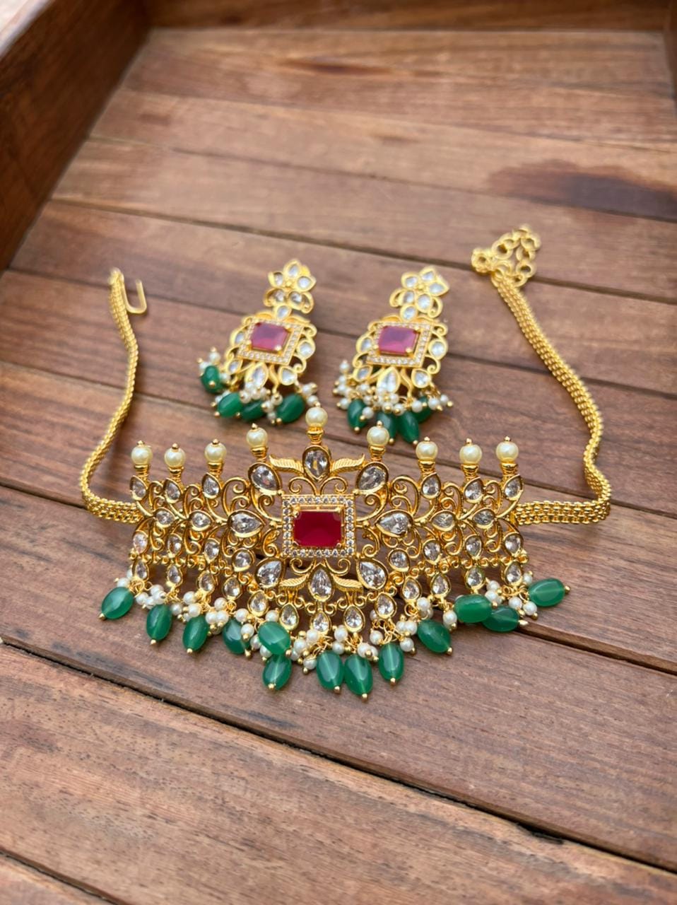 Uncut diamond heavy choker