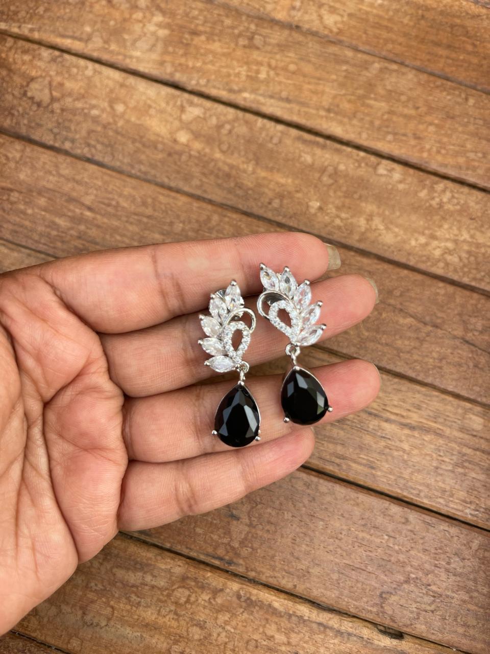Zircon five pearl drop earrings - Alluring Accessories