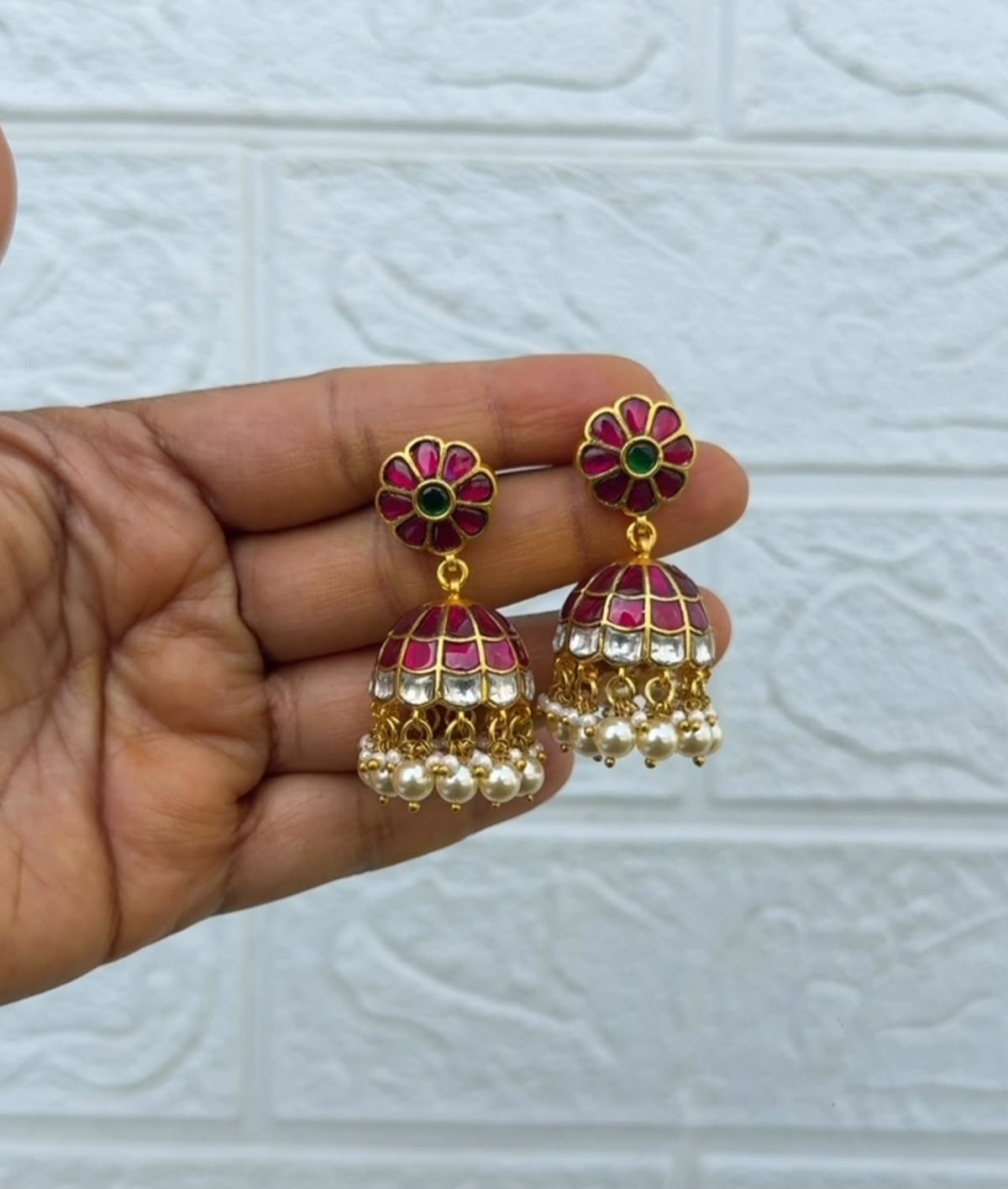 Round flower real kundan medium juumkas 5