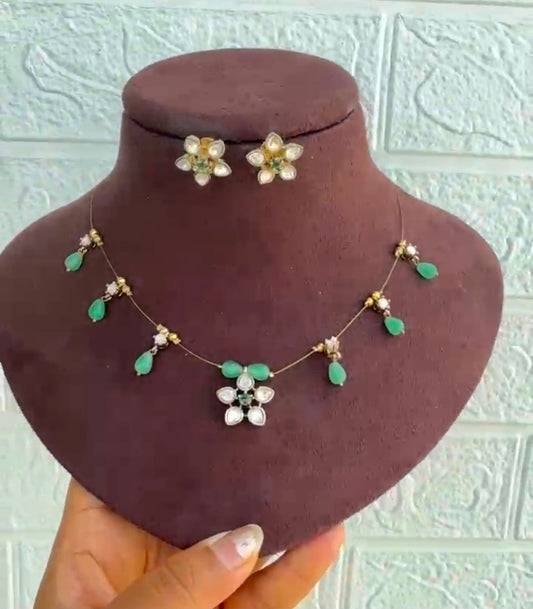 Green bead moissanite flower invisible necklace with studs