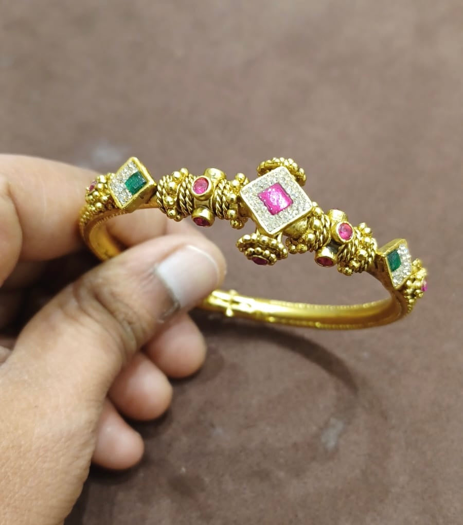 openable real kundan antique bracelet