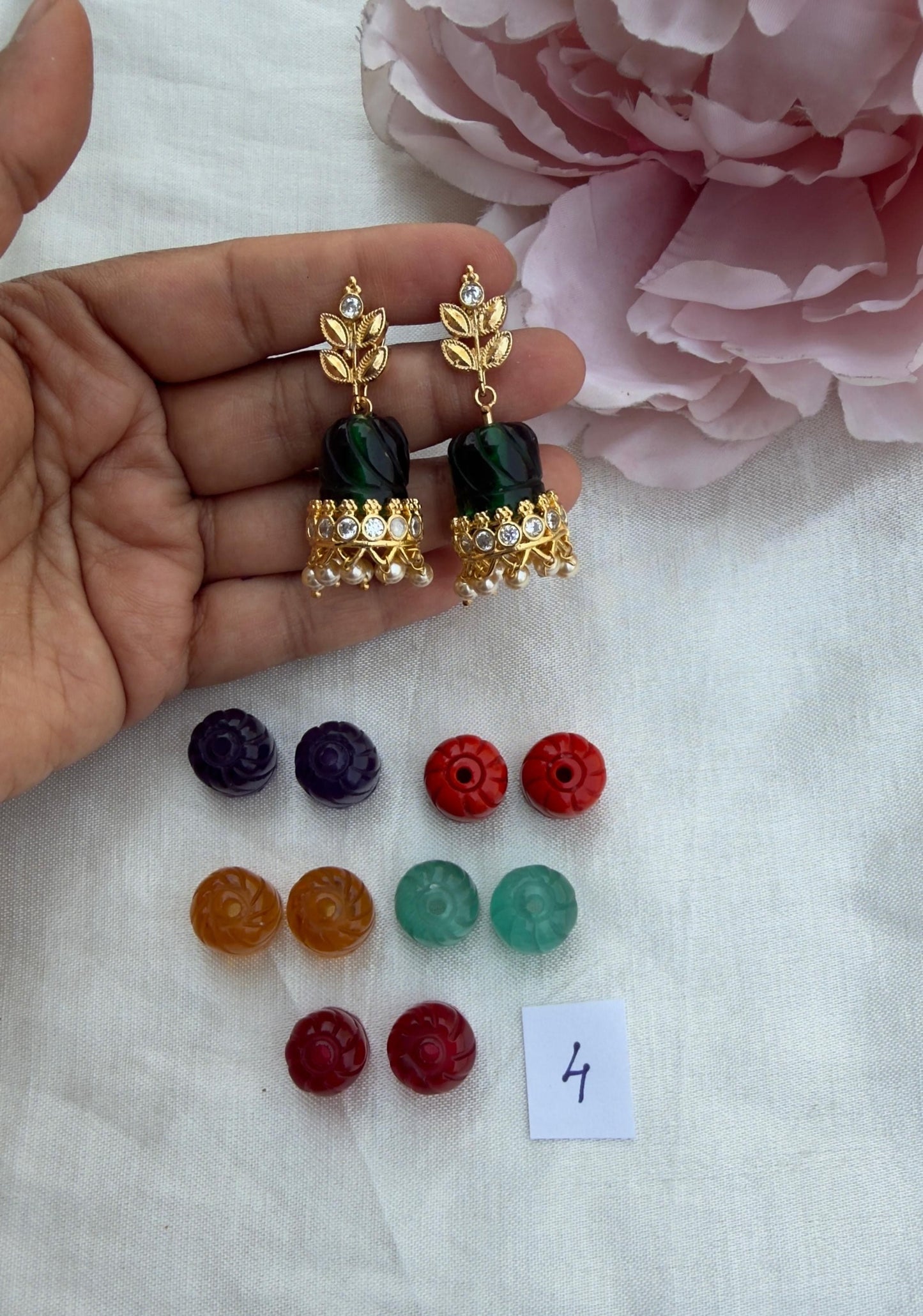 Changeable glass jhumkas