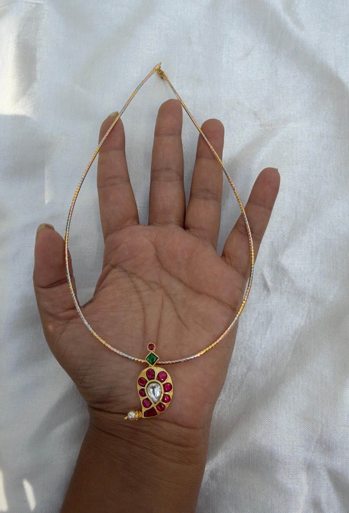 Real kundan mango locket with different haslis