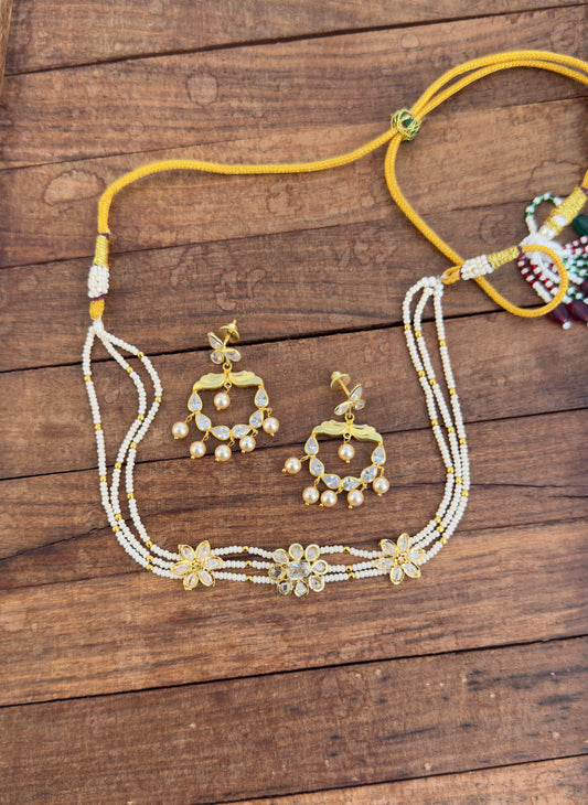 Uncut diamond pearl choker with earrings design2