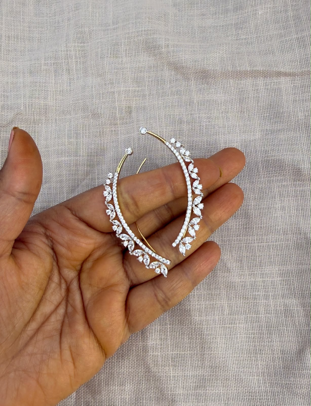 Three stone sterling silver earcuff design2