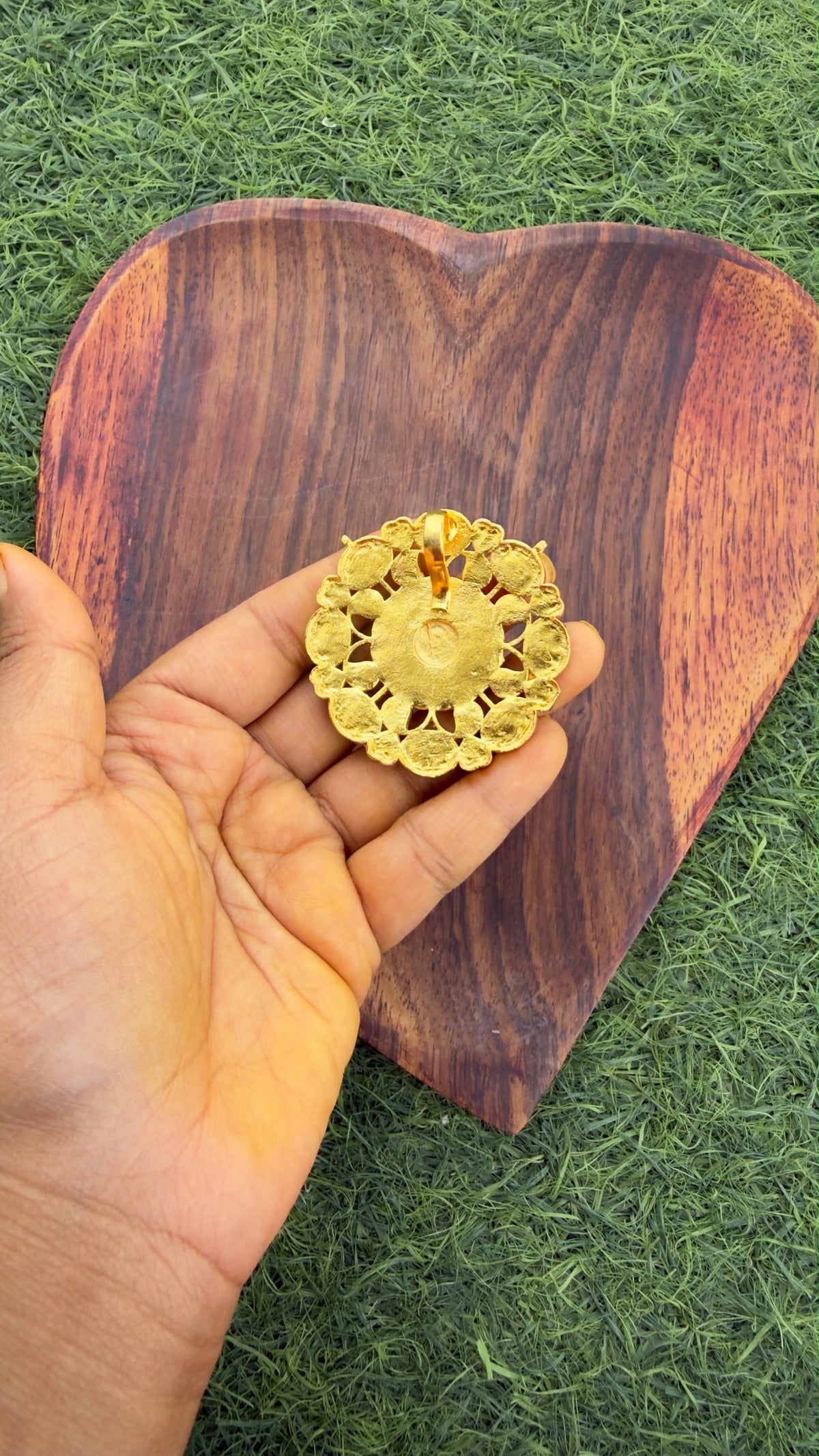 Beautiful big size navaratan locket in real kundan