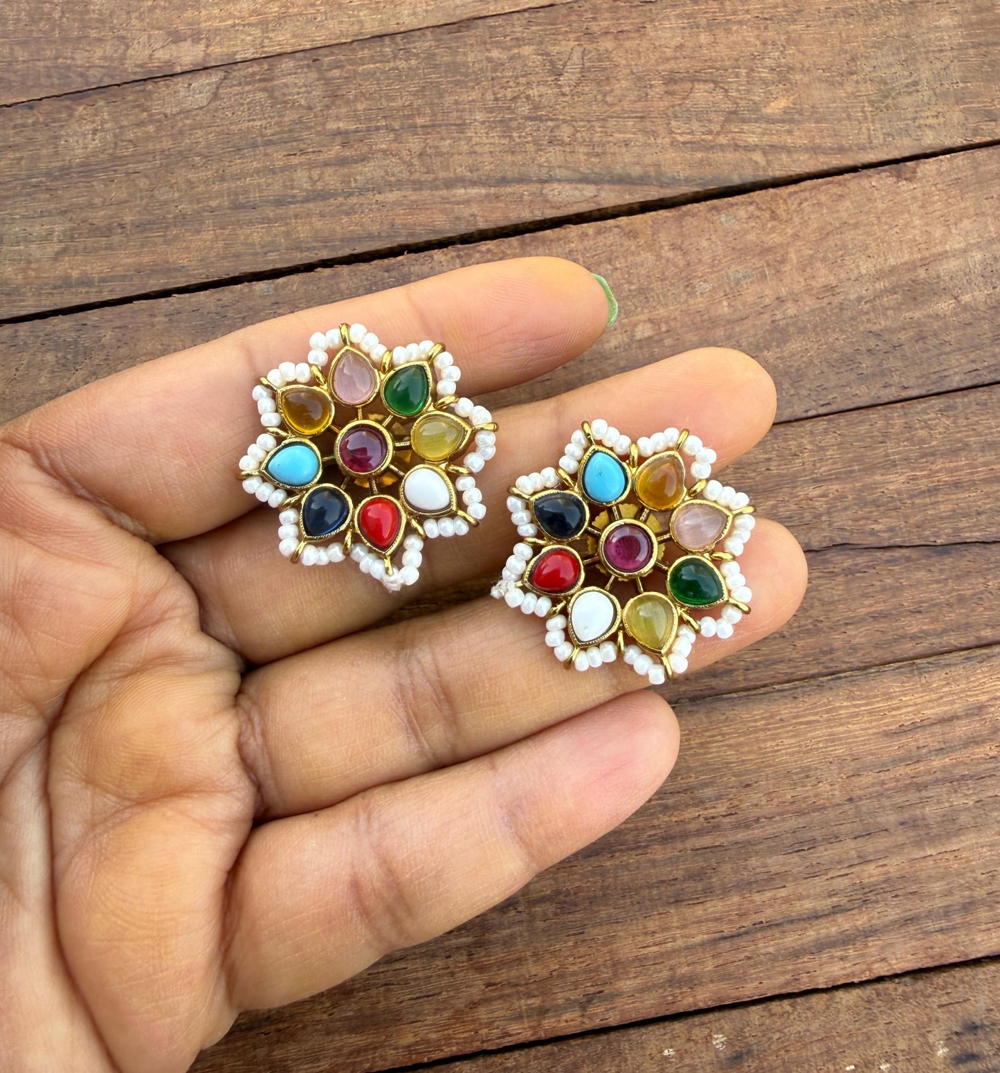 Navaratan simple studs 6