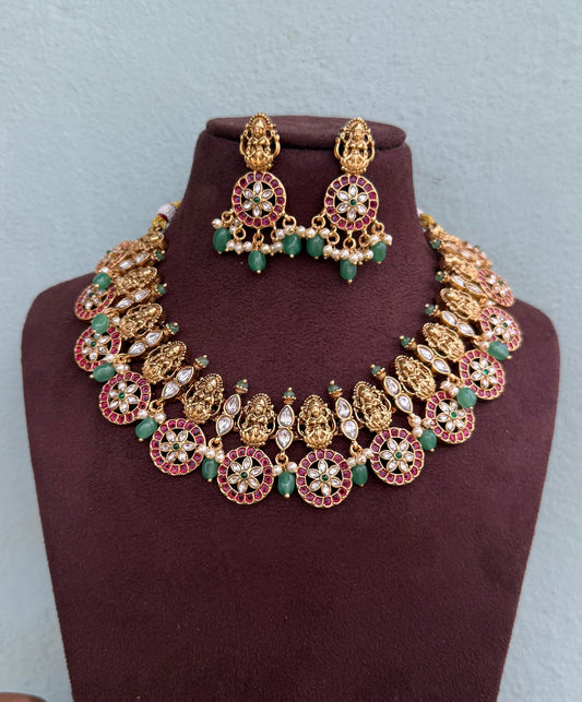 Bottu mala real kundan lakshmi short necklace