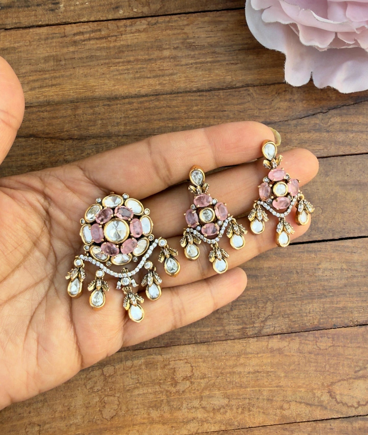 Flower designer polki locket with earrings design2