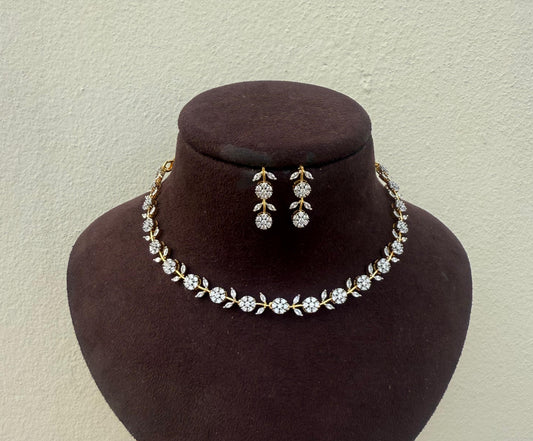 Full of flower leaf diamond look alike necklace