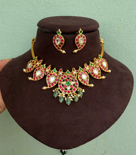 Real kundan round mango nano necklace with mango studs