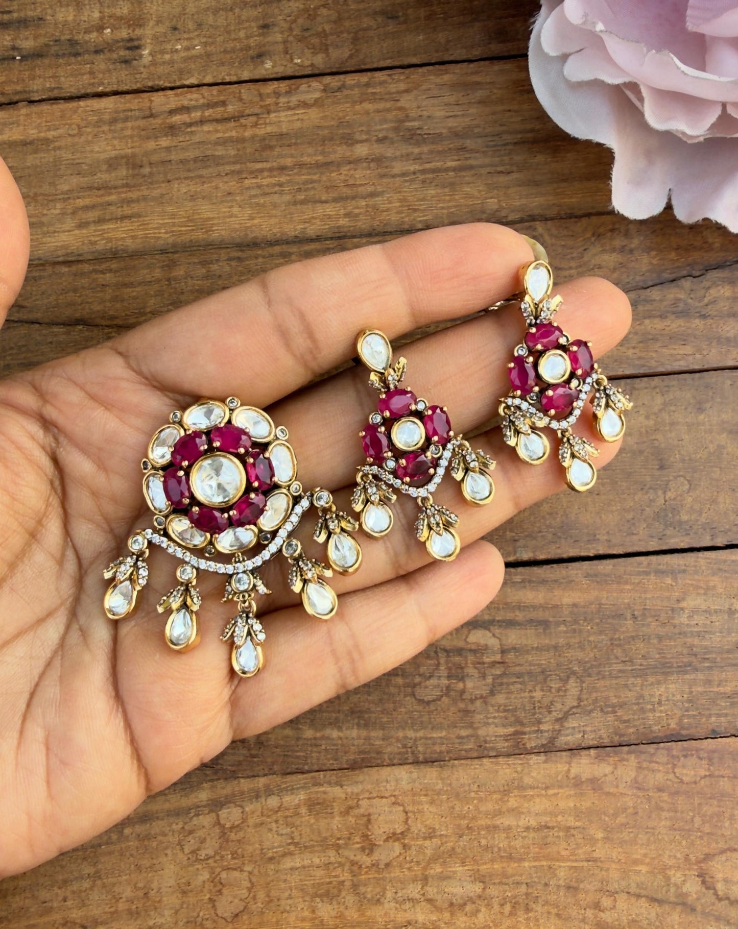 Flower designer polki locket with earrings design2