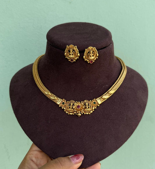 Nano style lakshmi devi necklace with studs