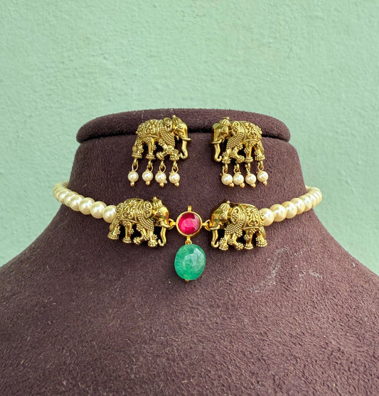 Dual elephant simple choker with earrings