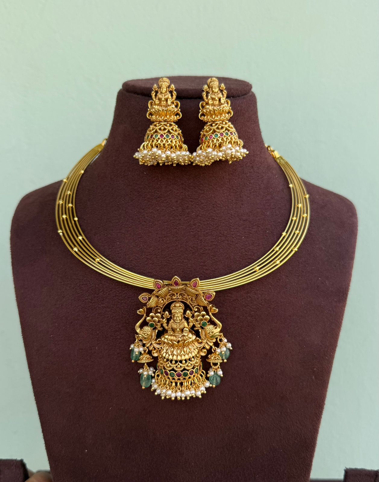 Lakshmi devi locket with earrings design6
