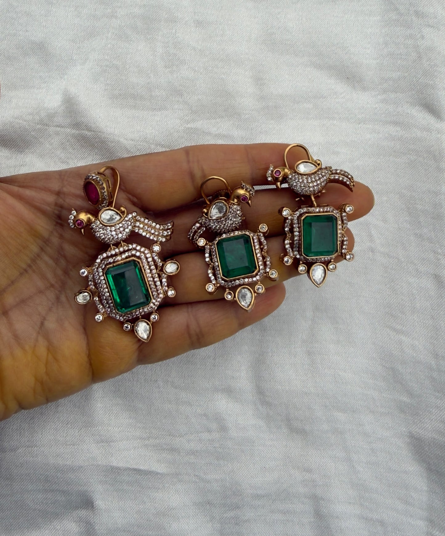 Peacock double stone lockwt with earrings design2