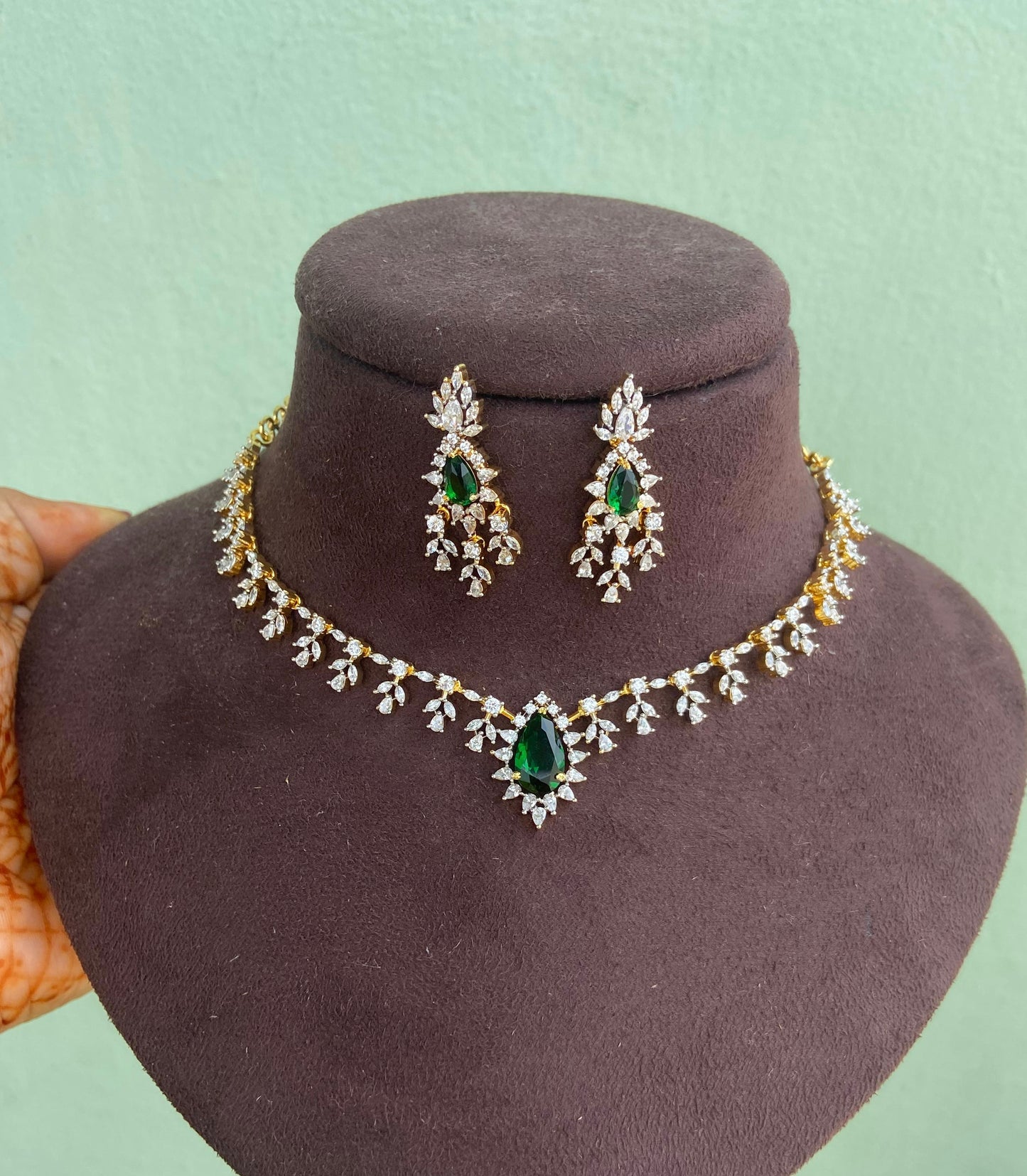 Diamond look green emerald stone stylish petal necklace