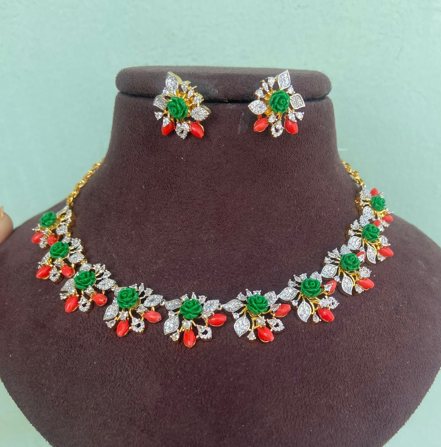 Green coral diamond finish necklace