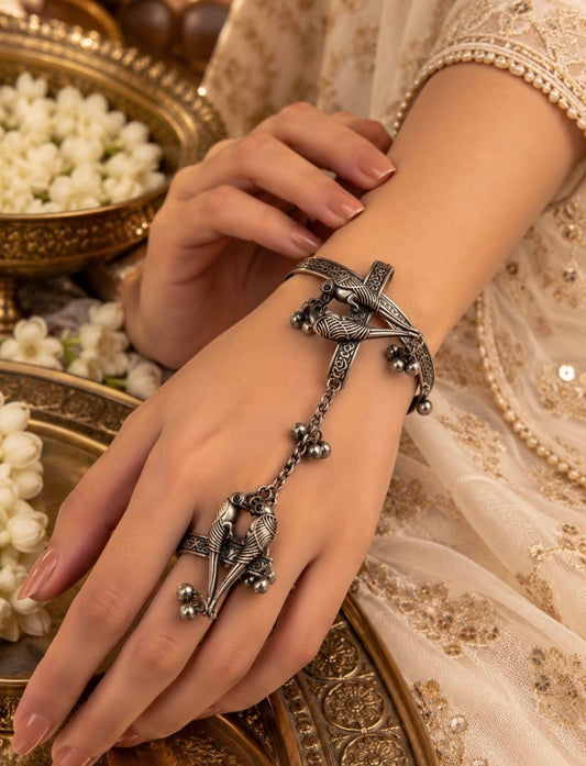 Silver look alike peacock Hathpaan Hathphool or hand harness