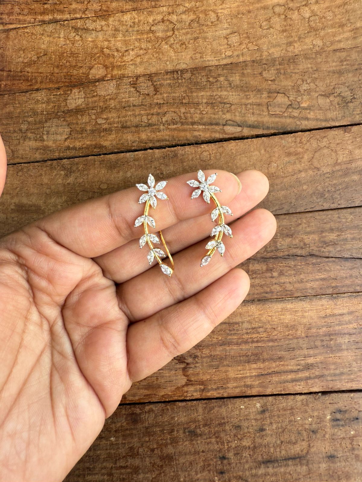 Flower AD stone affordable earcuffs
