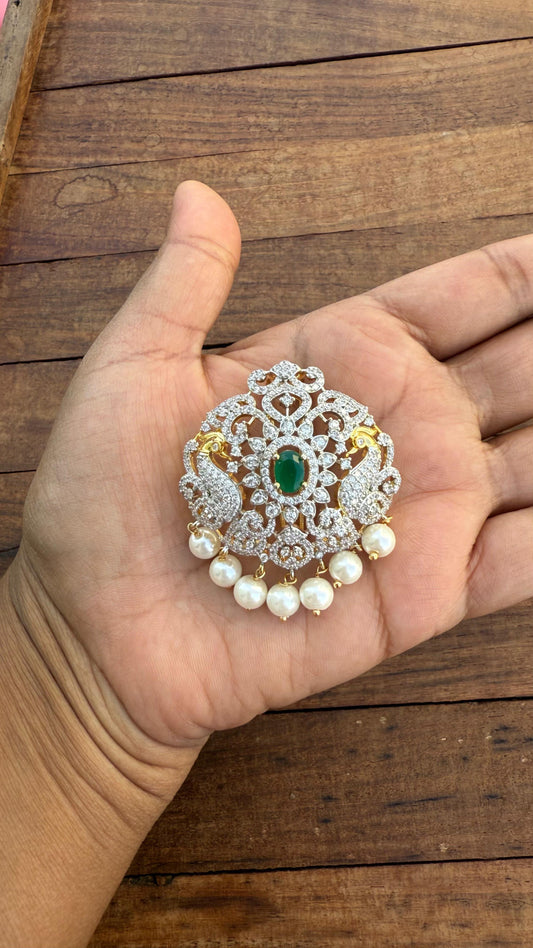 Single piece peacock diamond finish hair pin