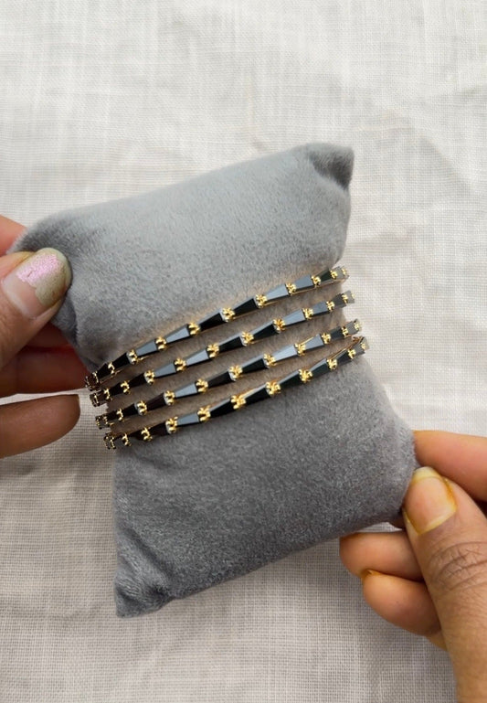 Black stone trending bangles