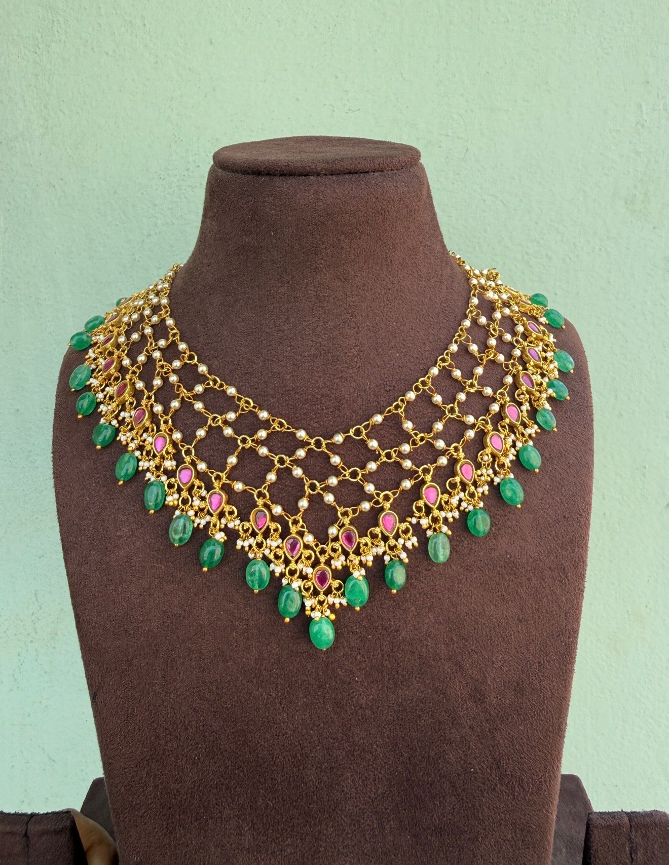 Real kundan trending jaali or mesh necklace