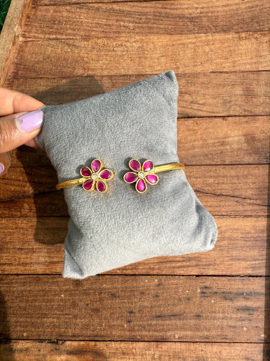 Dual flower real kundan bracelet