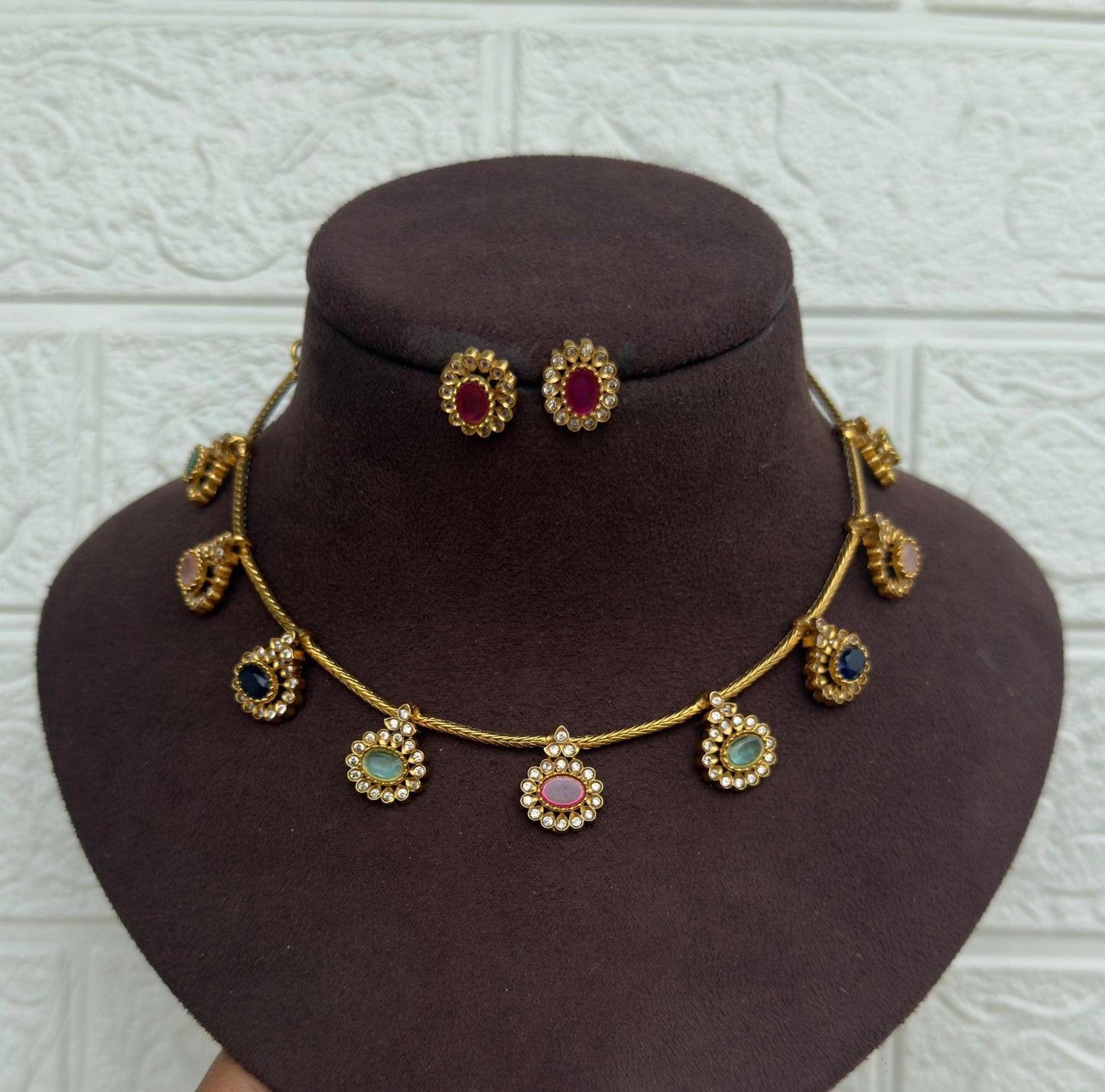 Nine kundan gold beautiful affordable necklace