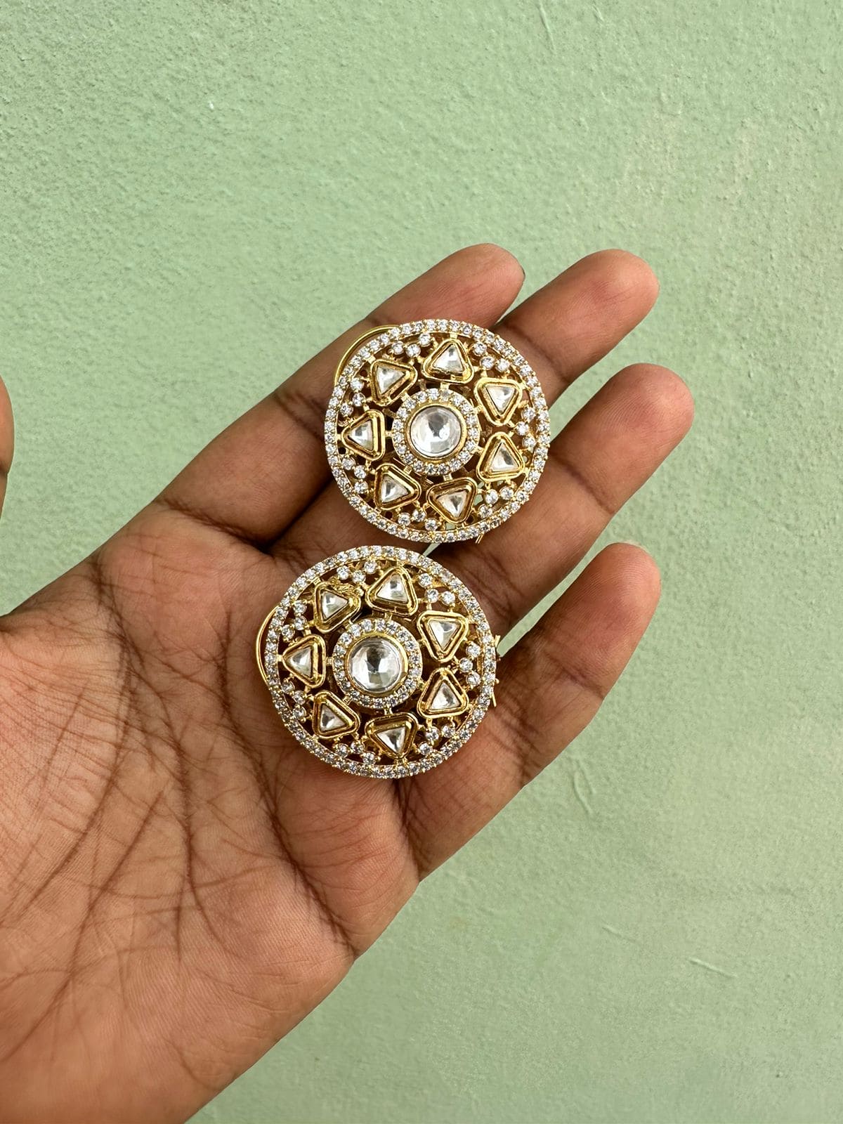 Beautiful gold kundan studs - Alluring Accessories