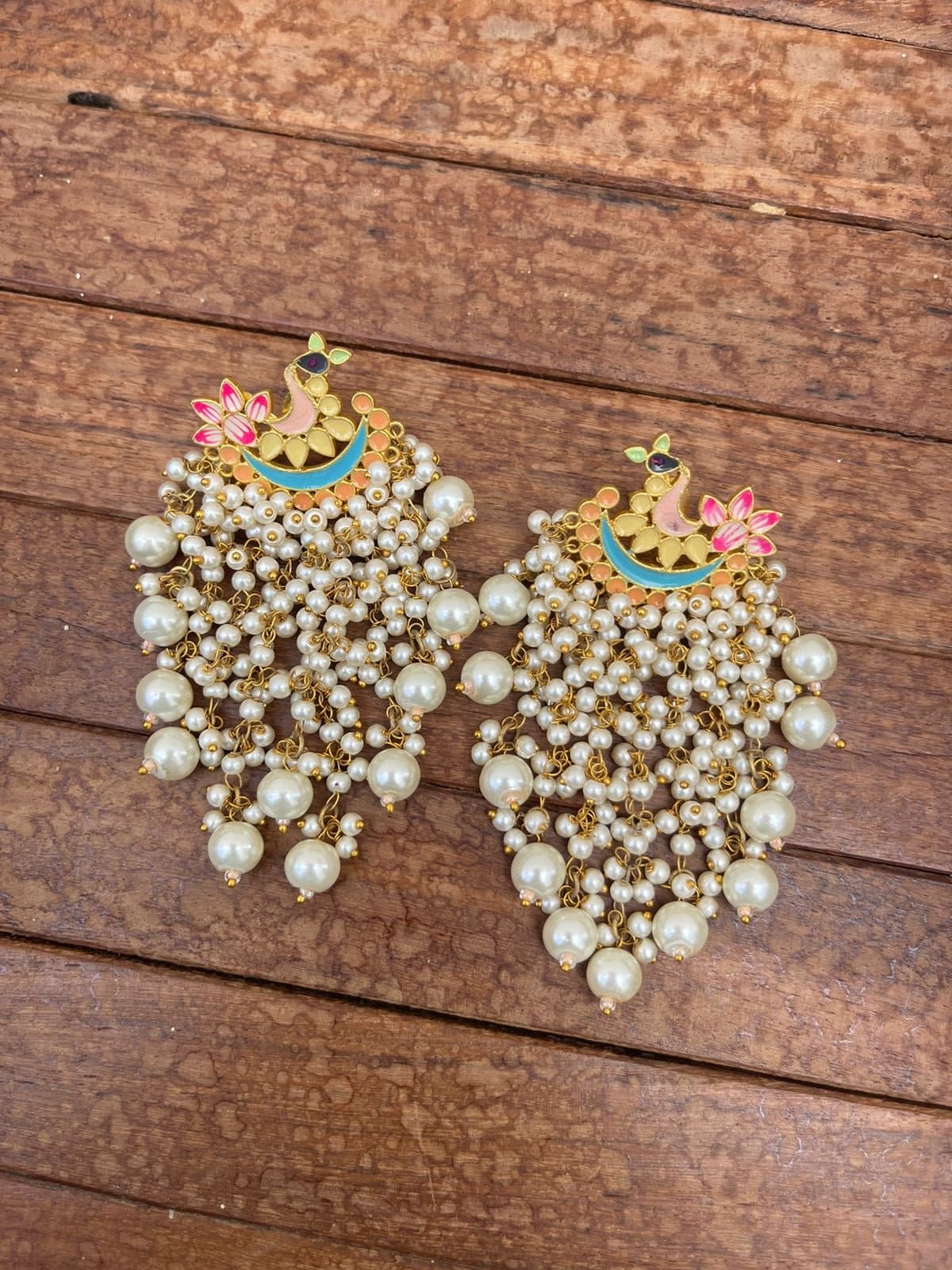 Bird Pearl Hanging Earrings - Alluring Accessories