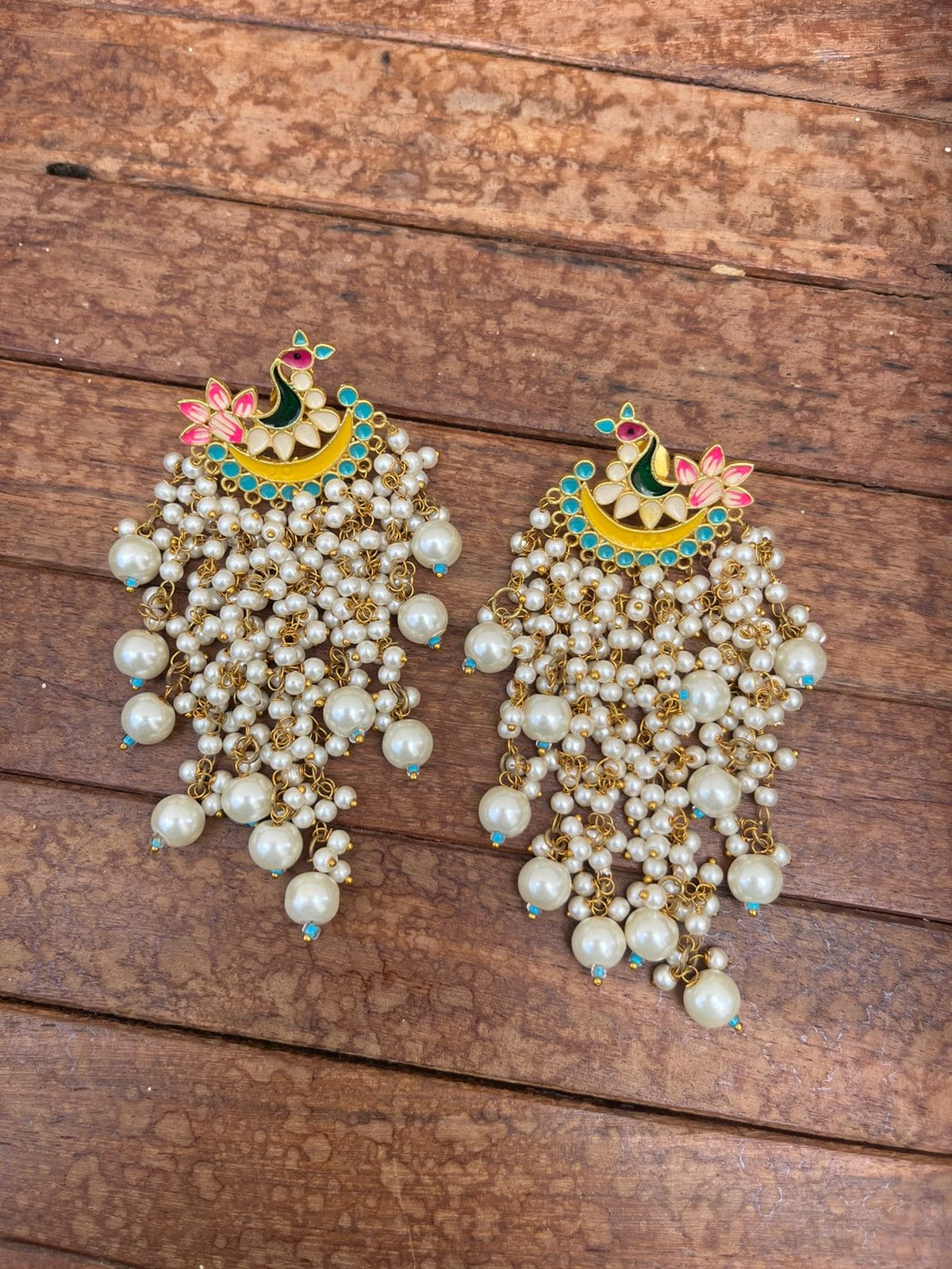 Bird Pearl Hanging Earrings - Alluring Accessories