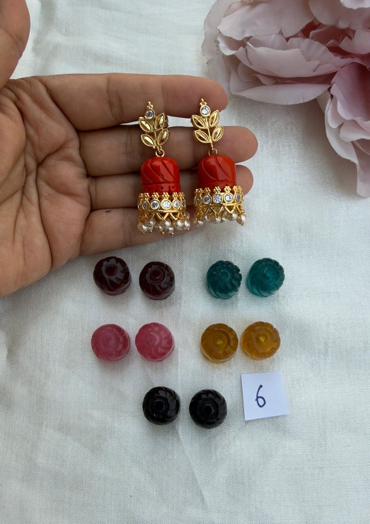 Changeable glass jhumkas