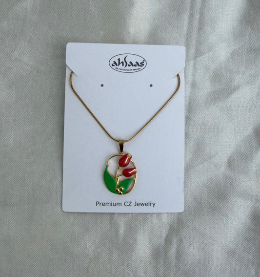 Two red rose enamel neckline