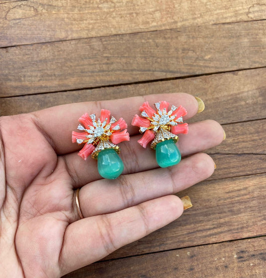 Tulip pastel green stylish earrings