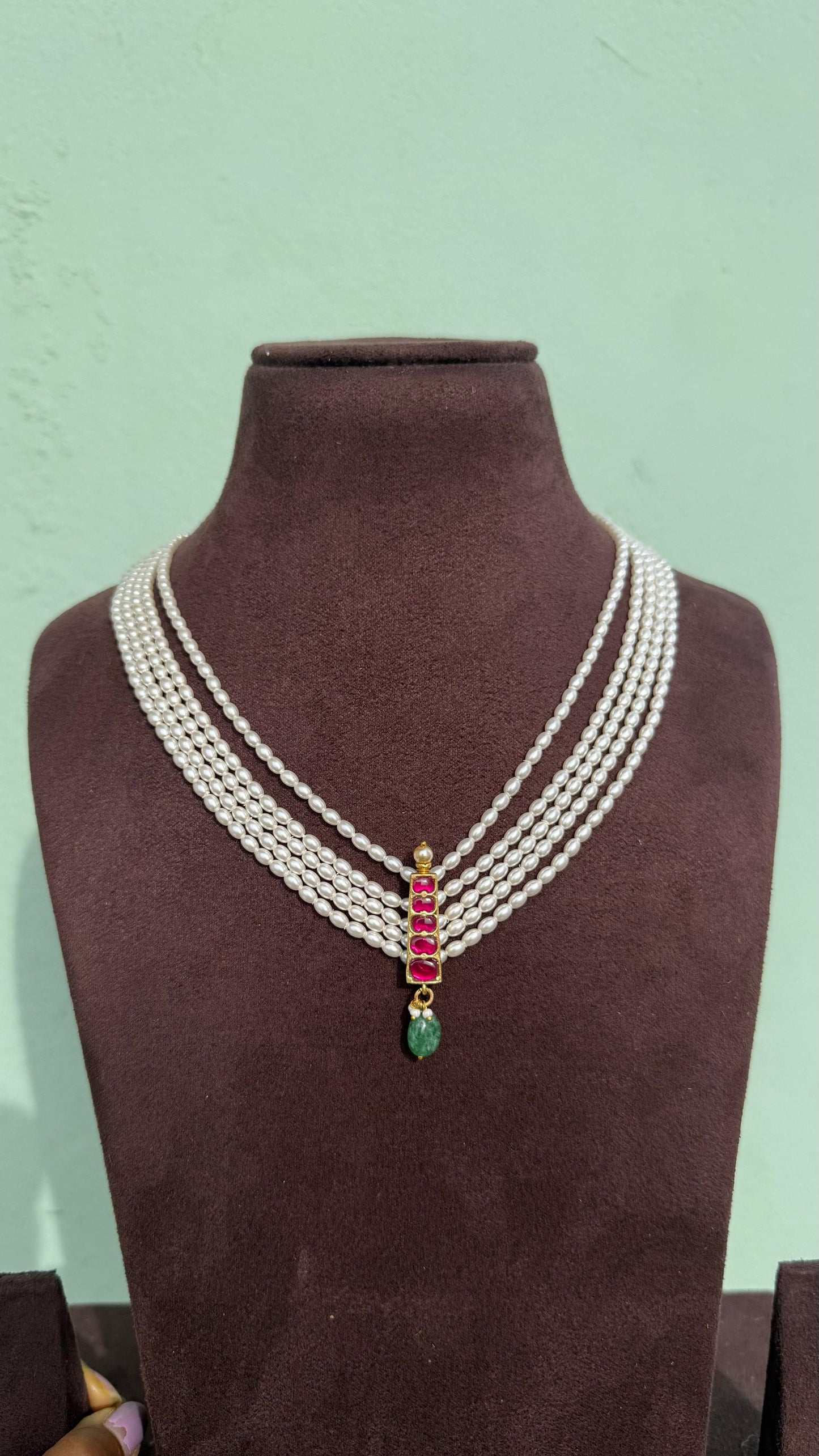 V shape stylish rice pearl real kundan necklace