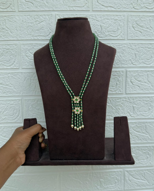 Stylish indowestern V shaped moissanite flower beads necklace