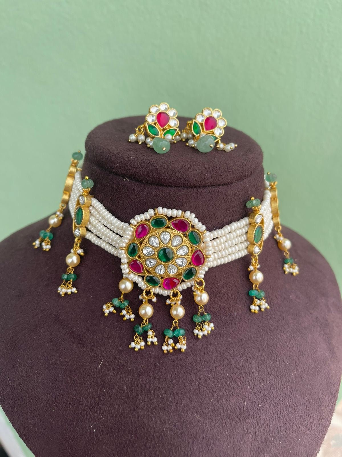 Four layered pearl real kundan choker with studs - Alluring Accessories