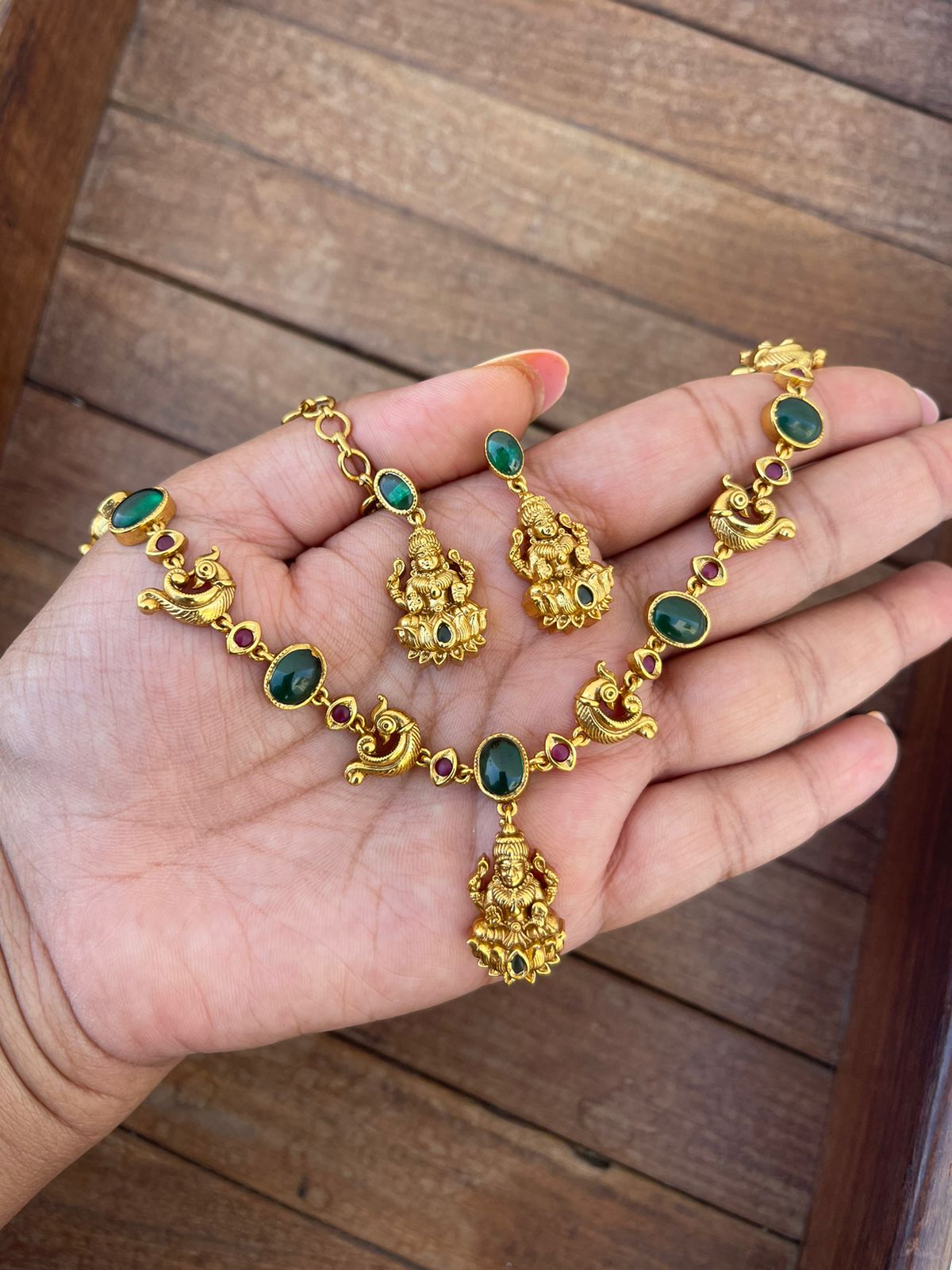 Oval kundan peacock lakshmi necklace with earrings - Alluring Accessories