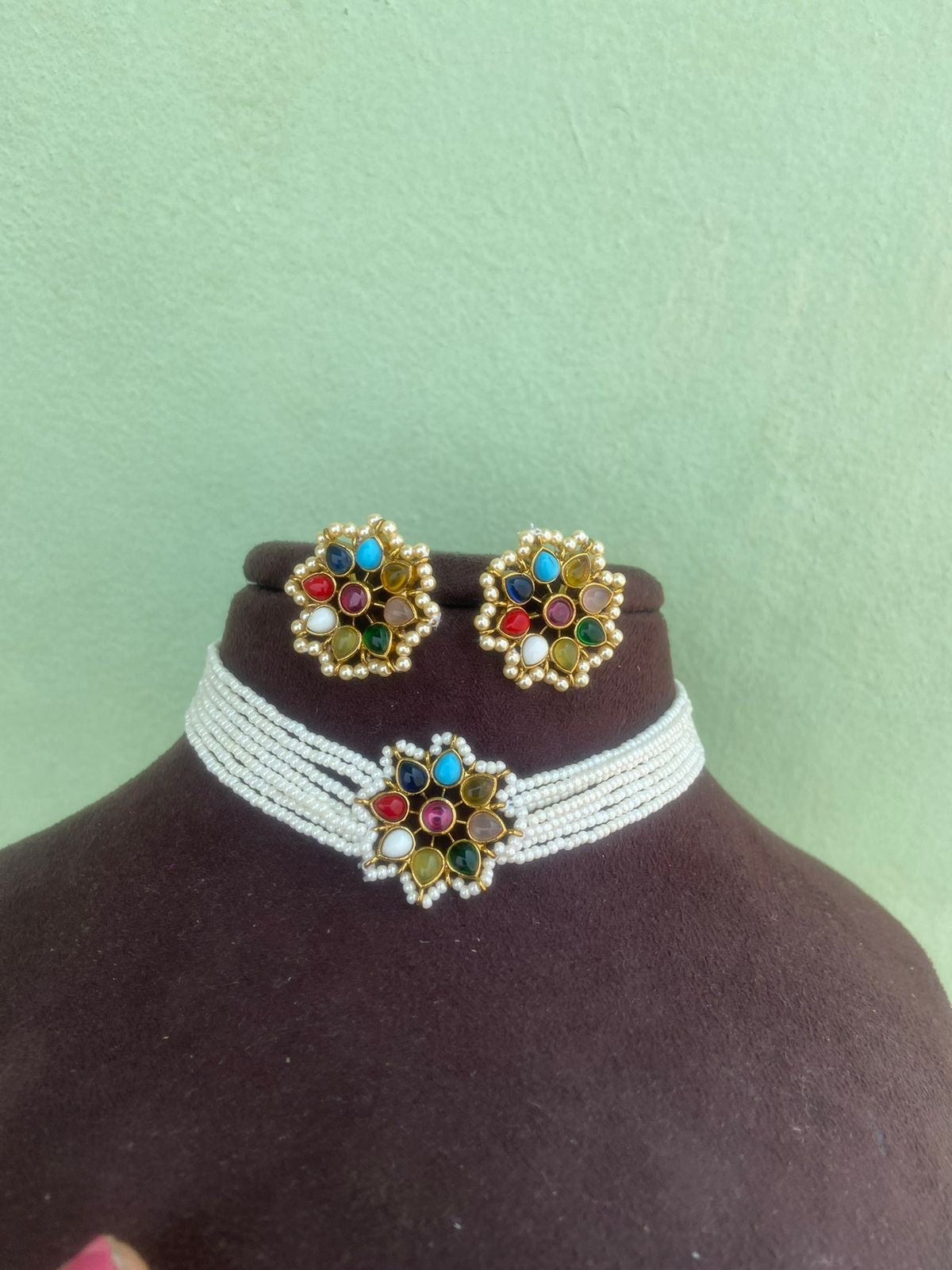 Real kundan navaratan star choker with earrings - Alluring Accessories