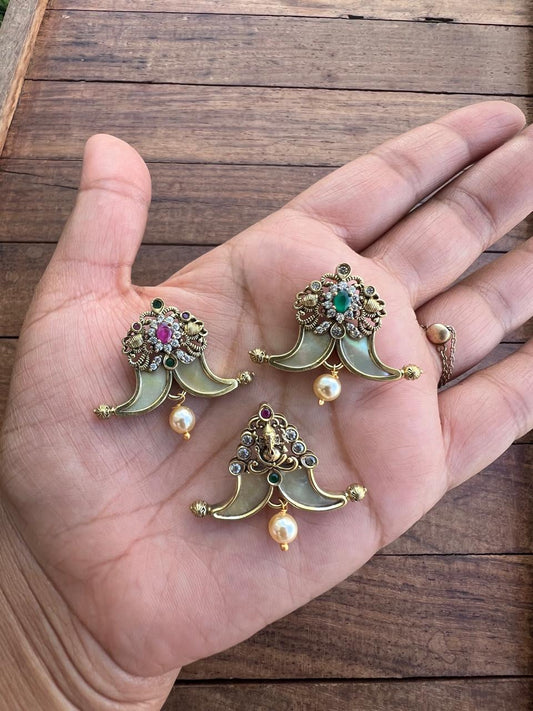 Small pullighore peacock Ganesh lockets - Alluring Accessories