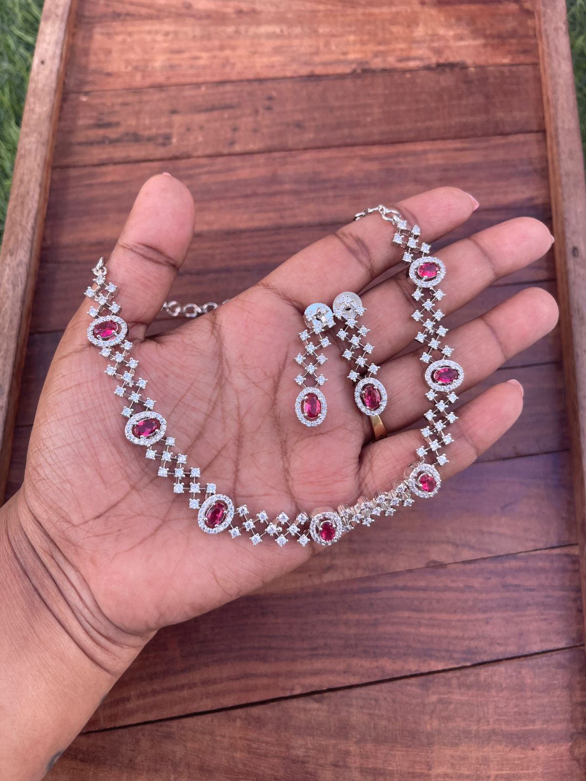 Wine red diamond finish necklace - Alluring Accessories