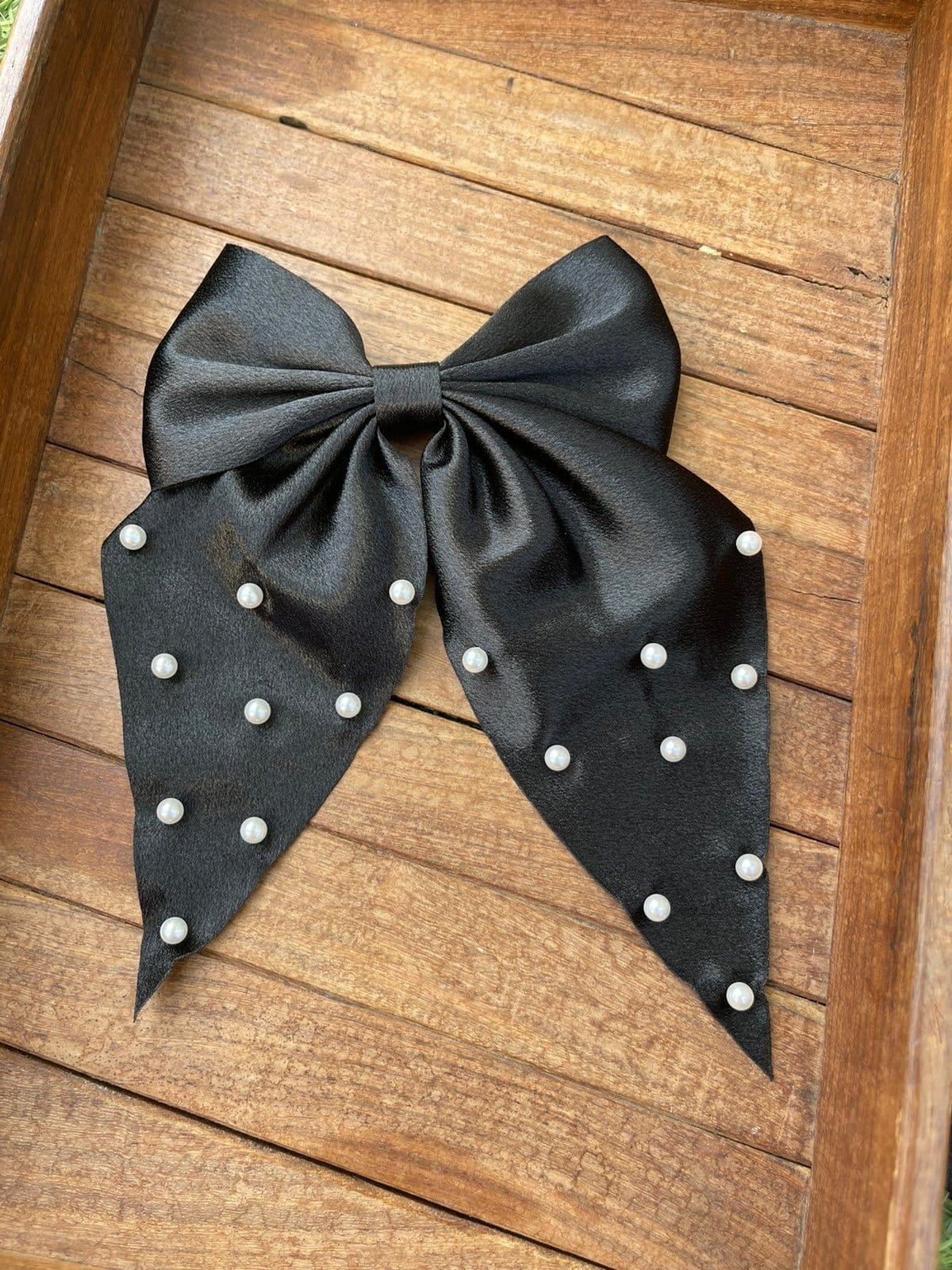 99 pearl bow big size rubber band - Alluring Accessories