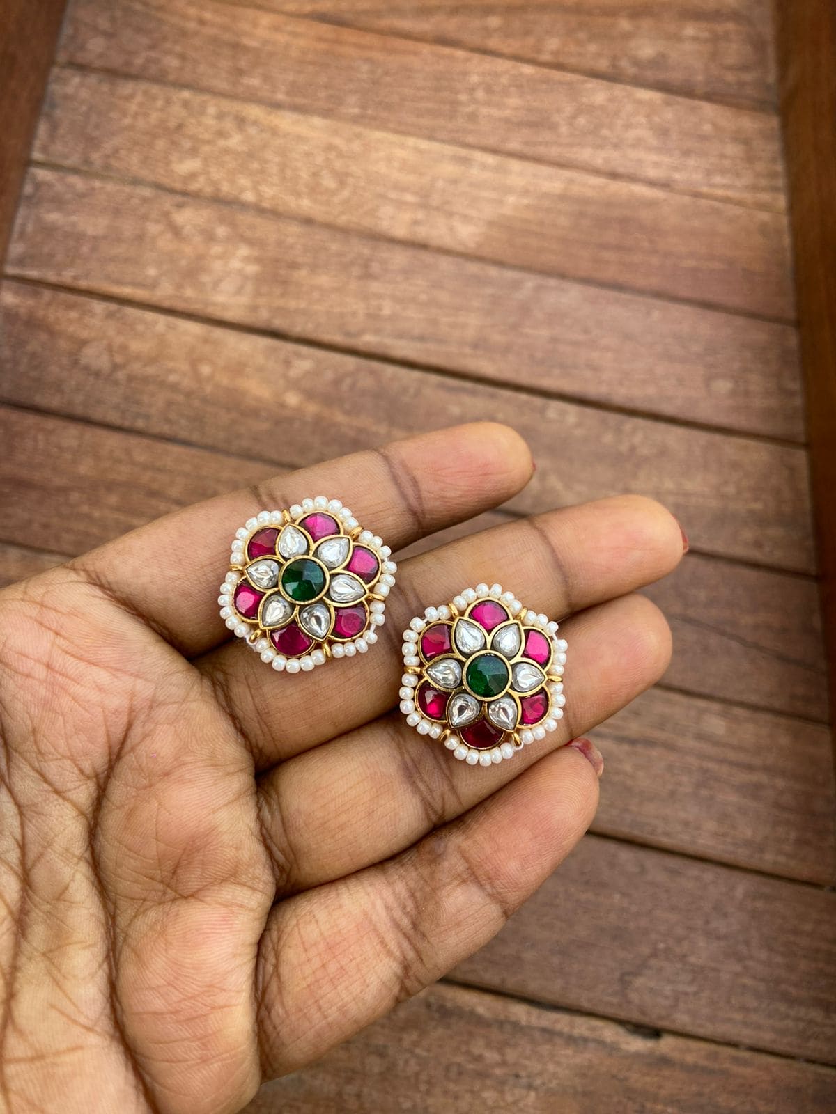 Affordable real kundan studs - Alluring Accessories