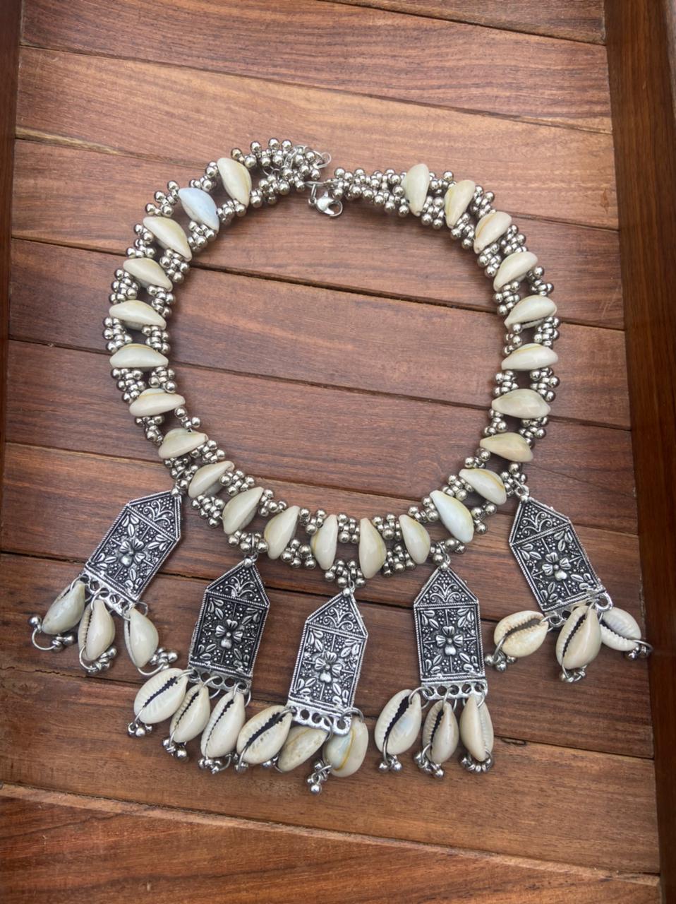 Boho shell necklace - Alluring Accessories