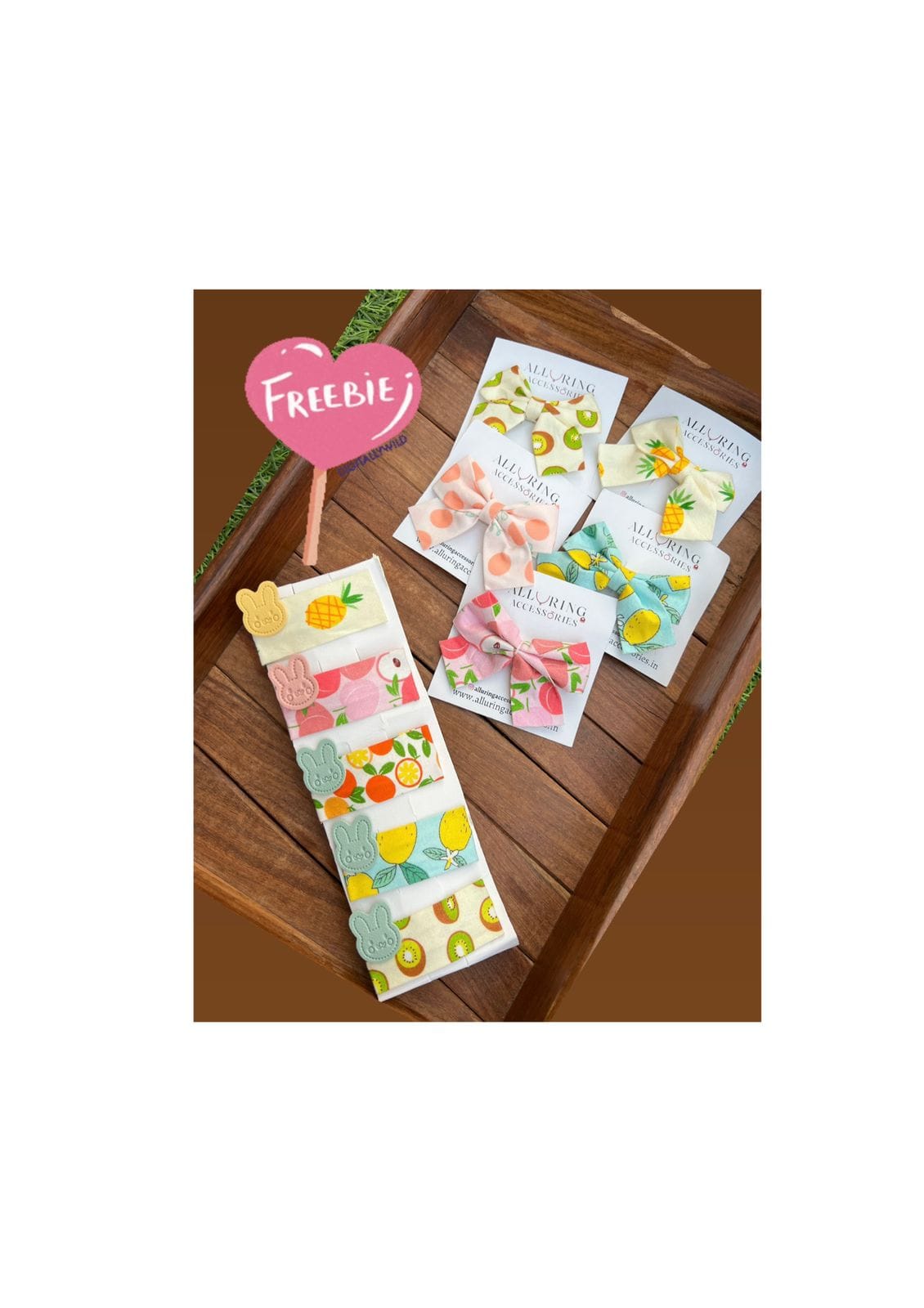 Bow fruit win win combo - Alluring Accessories