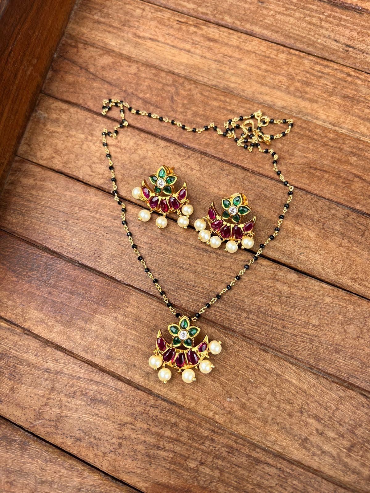 Chandbali flower locket combo - Alluring Accessories
