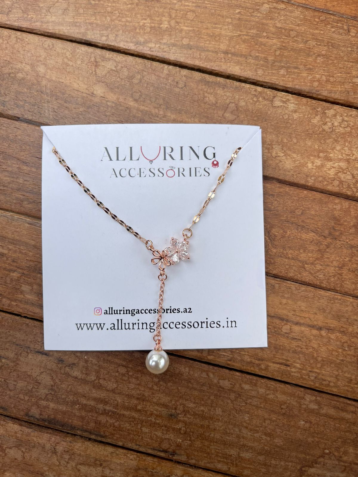 Dual flower rosegold pearl hanging neckline - Alluring Accessories