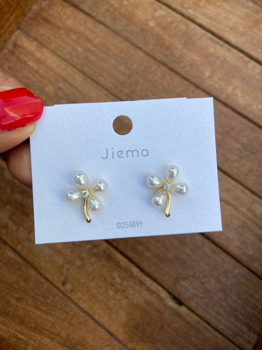 Florescent clover sterling silver earrings - Alluring Accessories